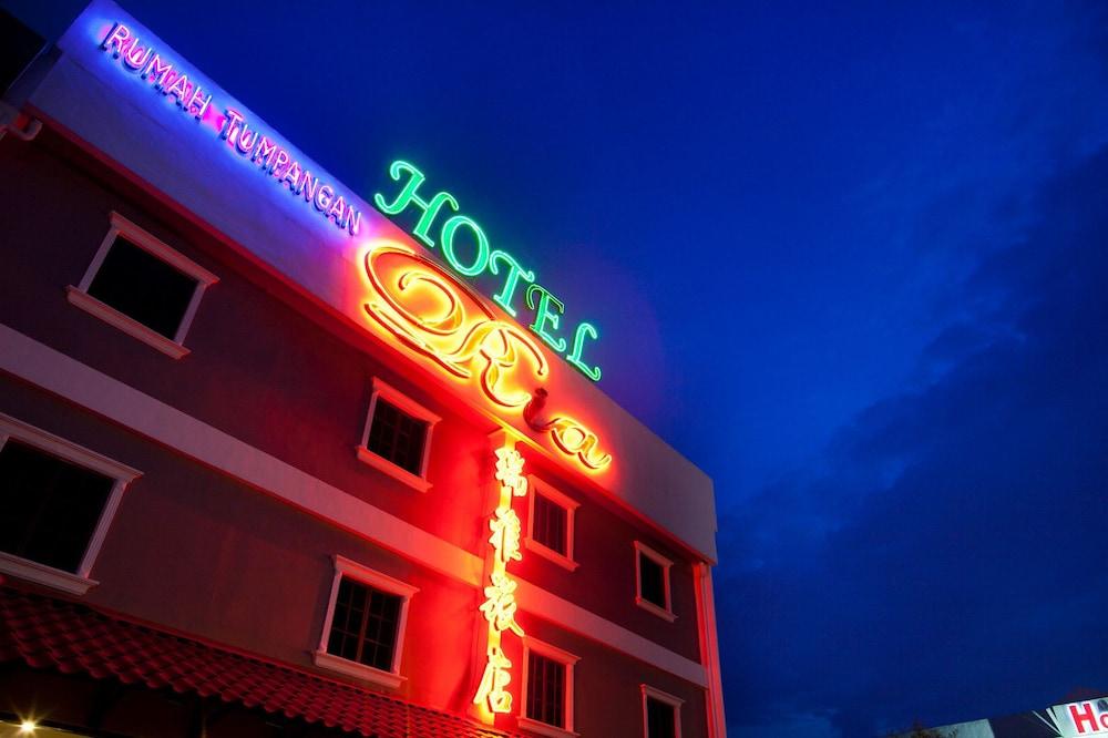 Hotel Ria Johor Bahru Exterior photo